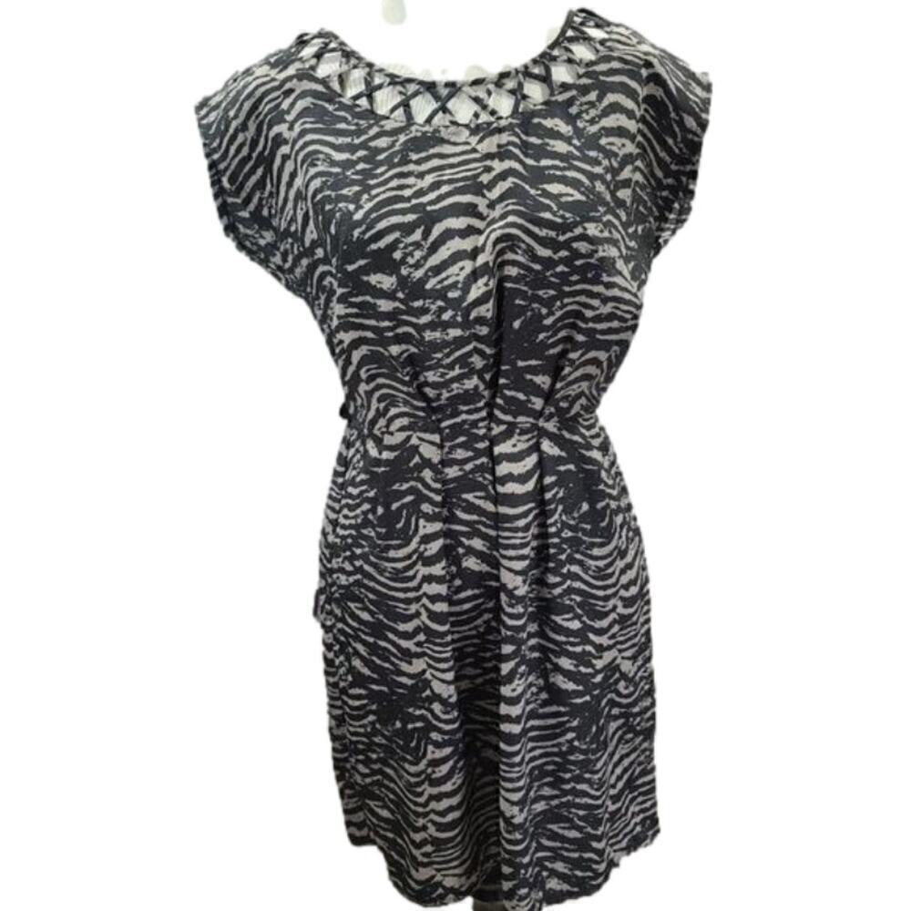 BeBop mini dress black and white  zip up back